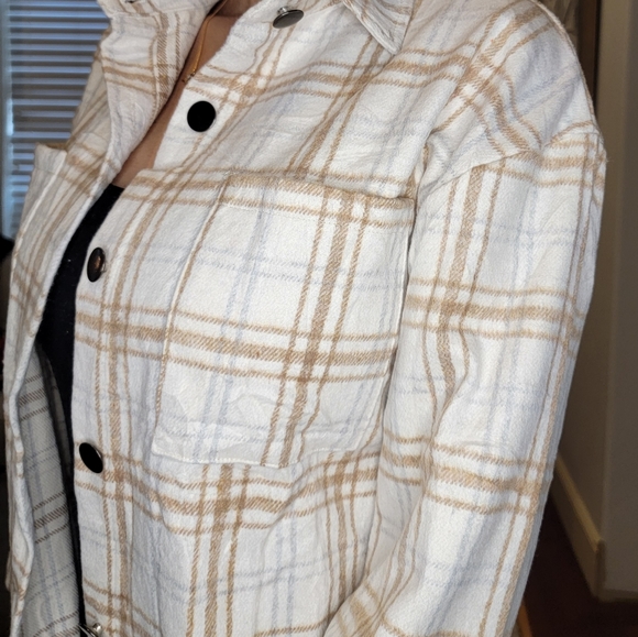 Plaid Button Up Shacket - Picture 16 of 16